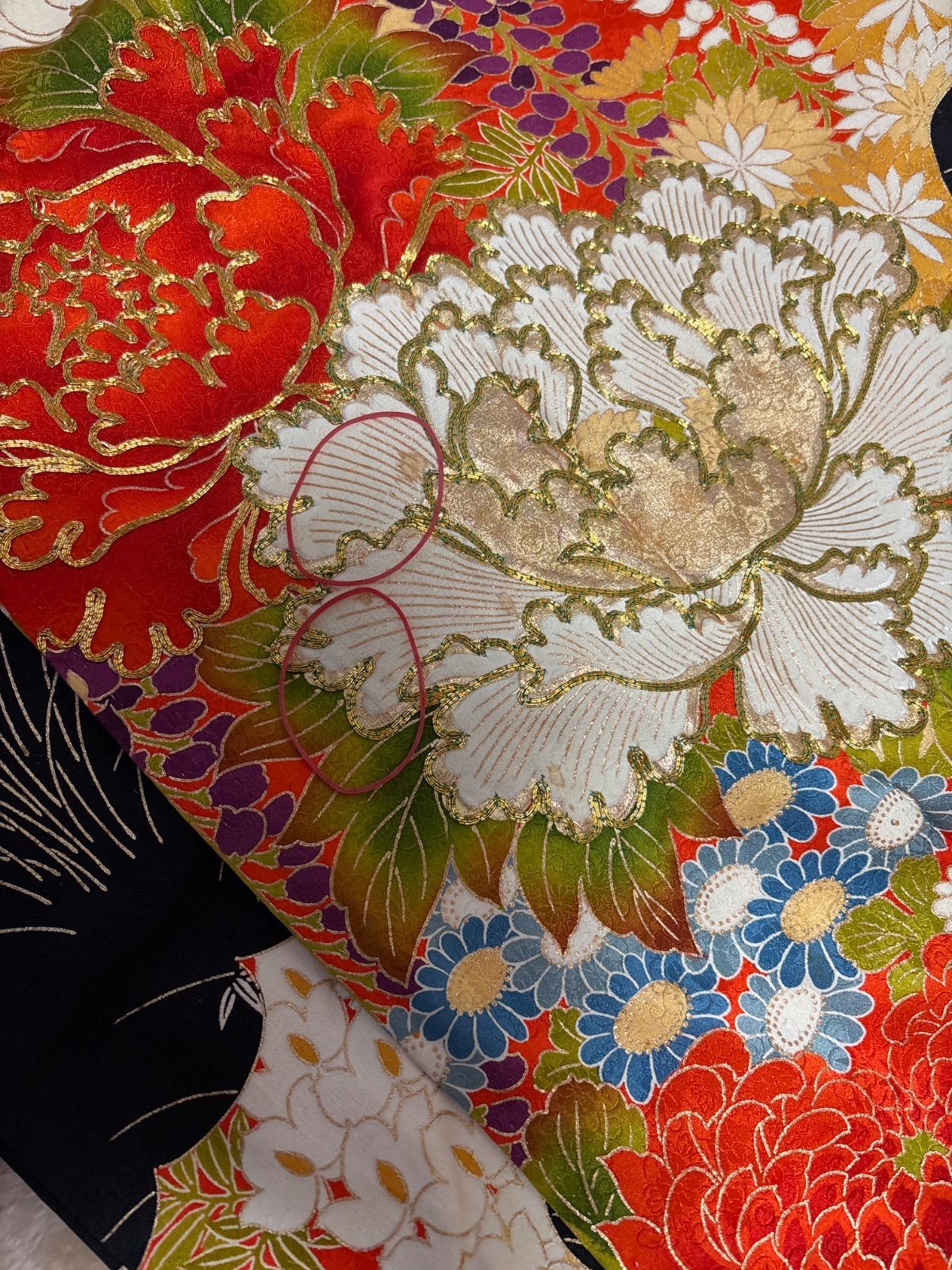 アンティーク振袖 小売 黒/オレンジ系 裄66 振袖と帯セット（黒と朱の