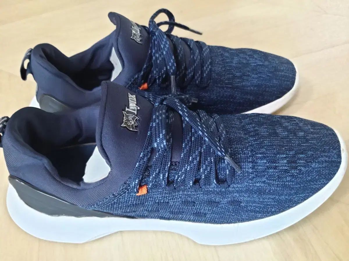 LYNX リンクス ネイビー スニーカー 260 mm