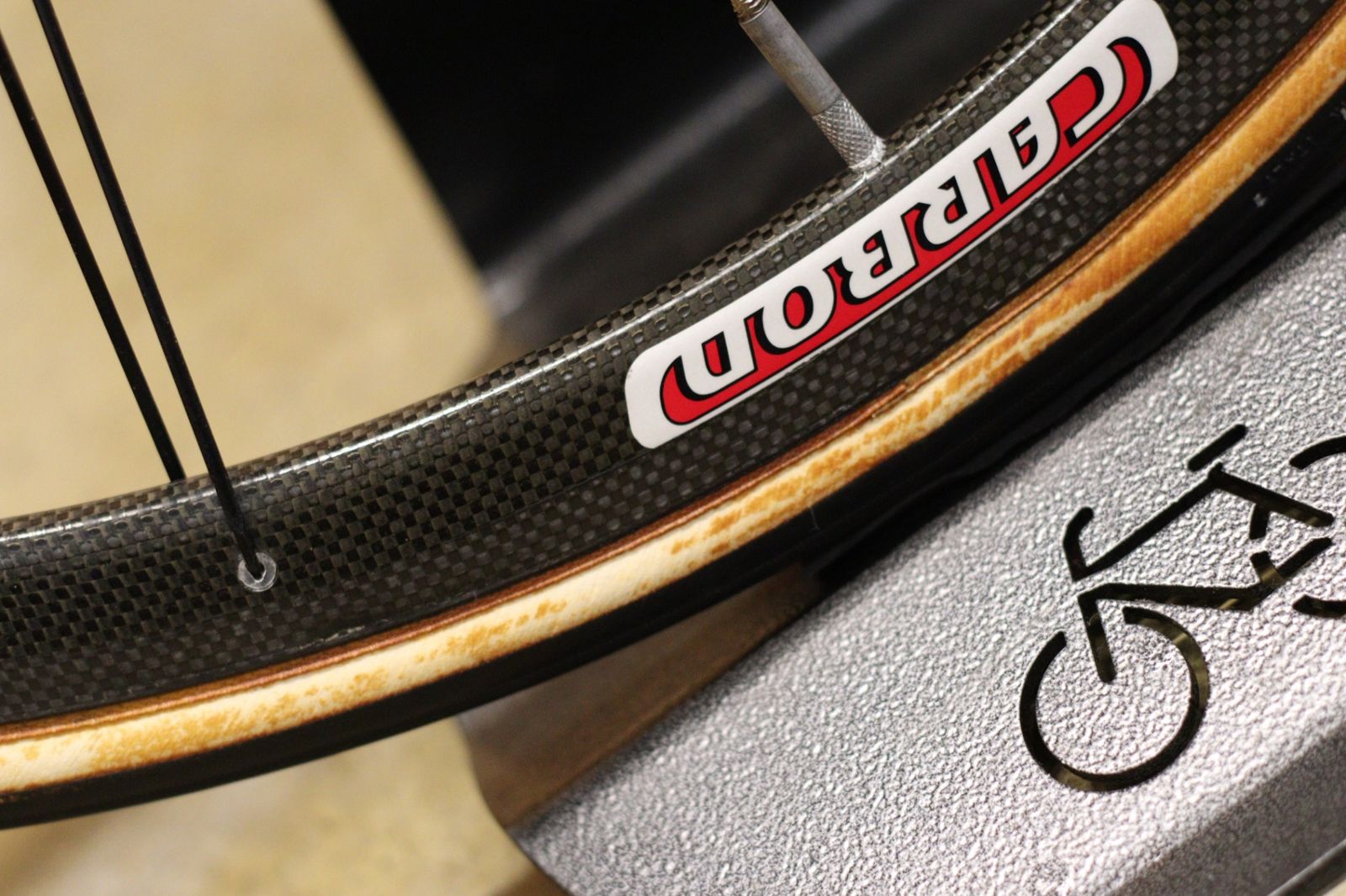 シマノ SHIMANO デュラエース DURA-ACE WH-7700 カーボン チューブラー