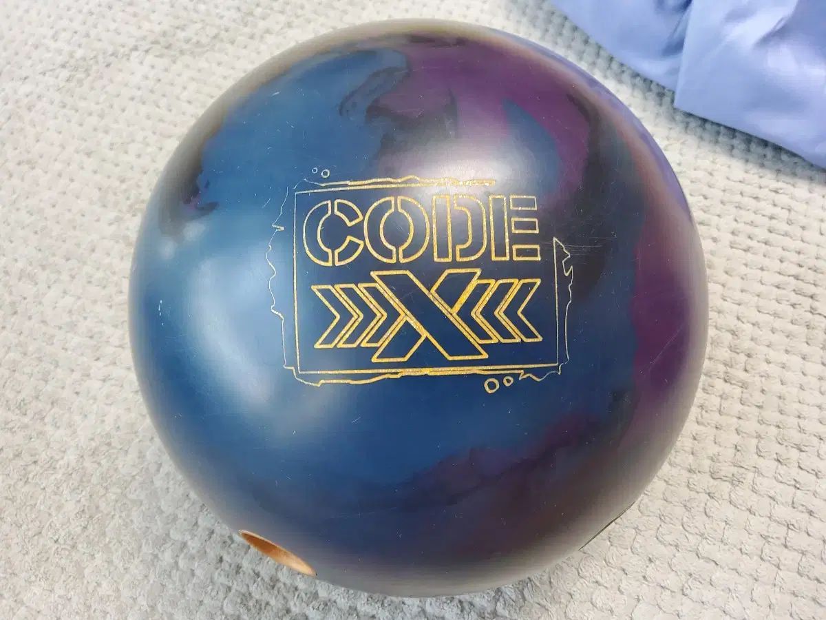 ボウリングボール　ストーム　ツアーダイナミクス　15P 5G未満　プラグ済 ボウリングボール ストーム ツアーダイナミクス 15P 5G未満 プラグ済