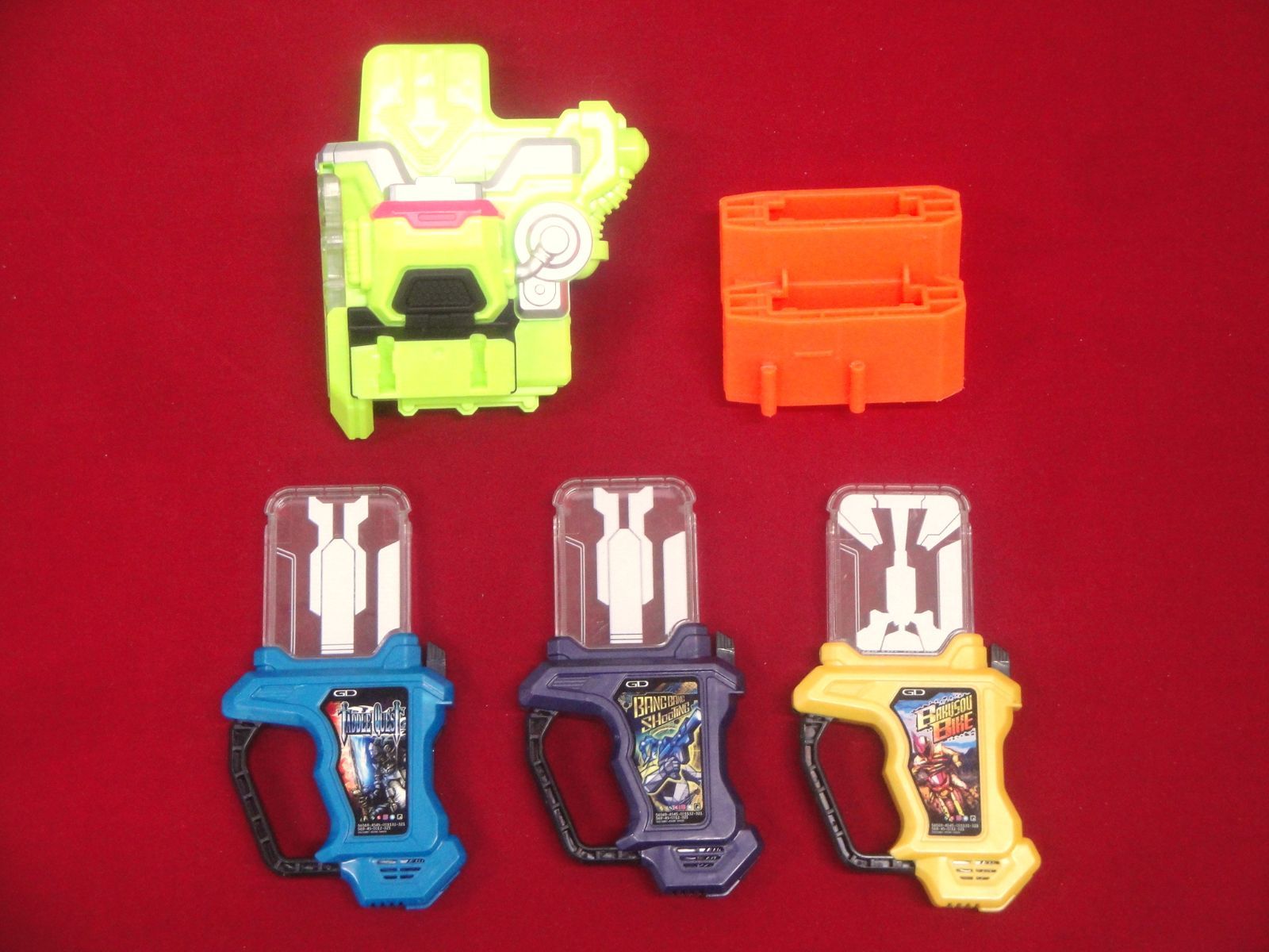 4大ライダー変身セットトイザらス