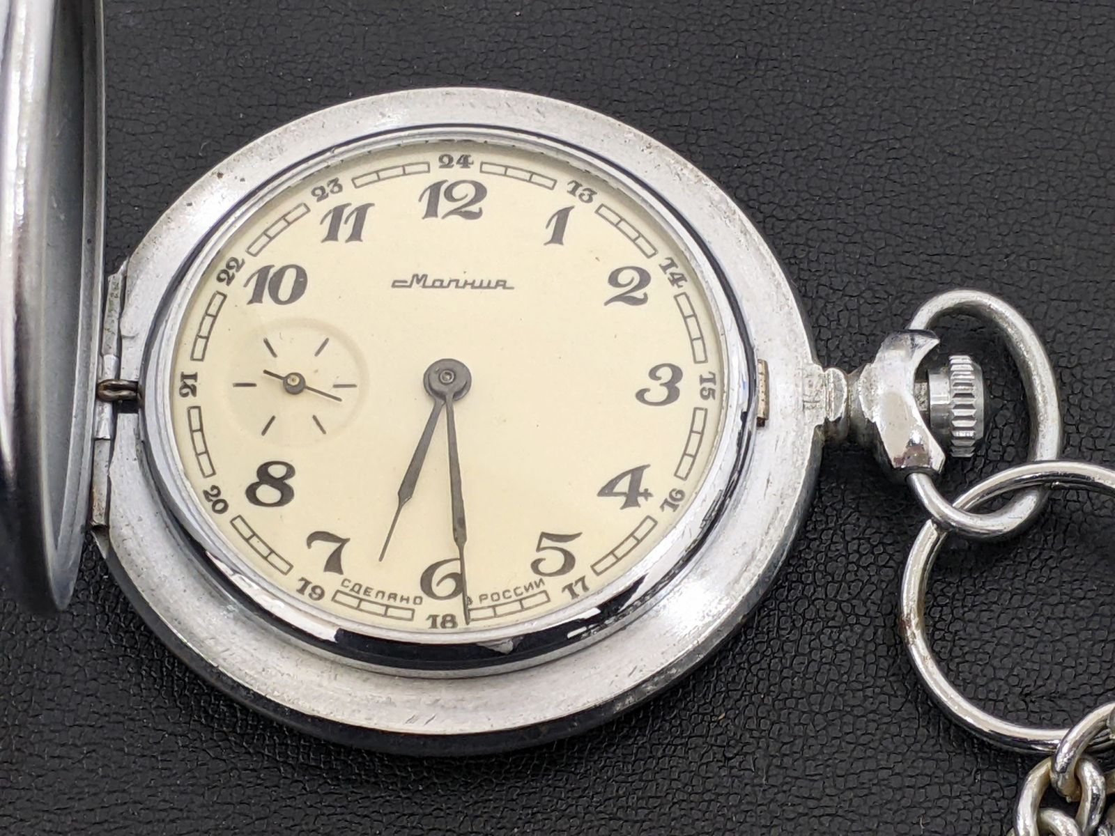 感謝セール 新品 旧ソ連軍記念将校用懐中時計二個セット ロシア軍 作動品 不動・動作未確認】Molnija モルニヤ ソビエト ソ連 懐中時計 戦勝50