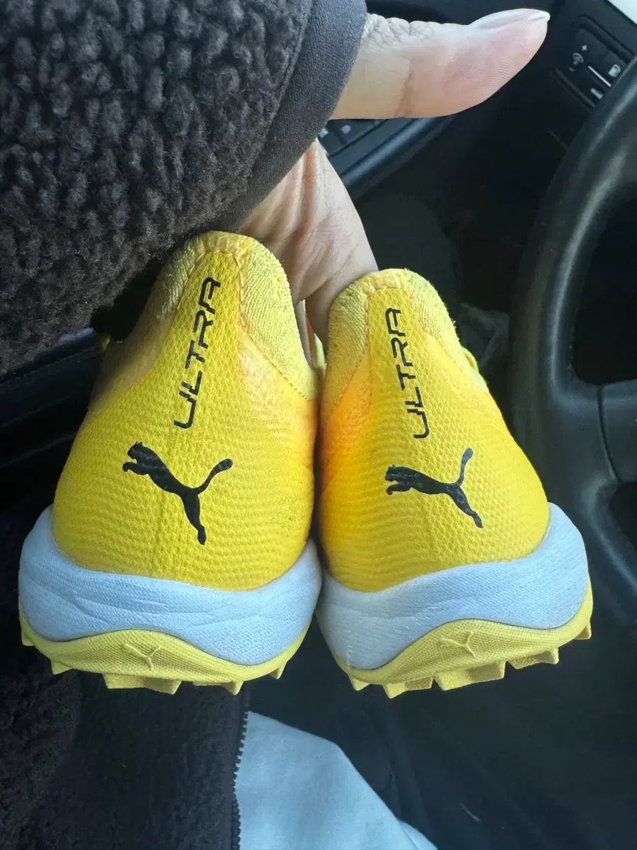 プーマ ウルトラ アルティメット TF