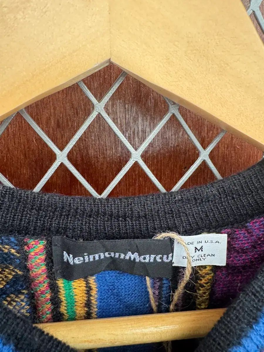 neiman marcus ヴィンテージ 立体ケーブル COOGI クージー パータン ウール ニット M