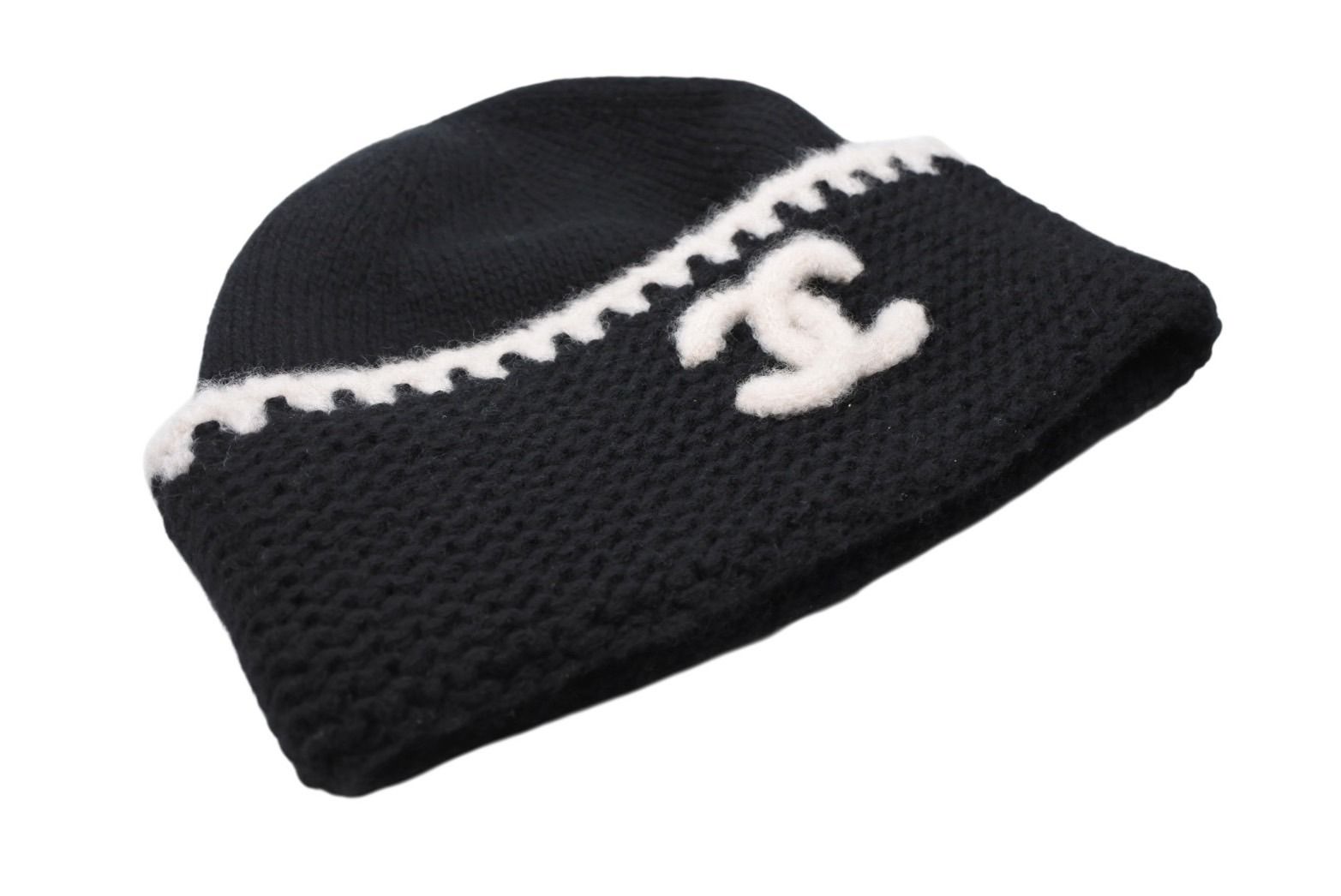 新品同様 CHANEL シャネル ニットキャップ ビーニー AA9203 ココマーク