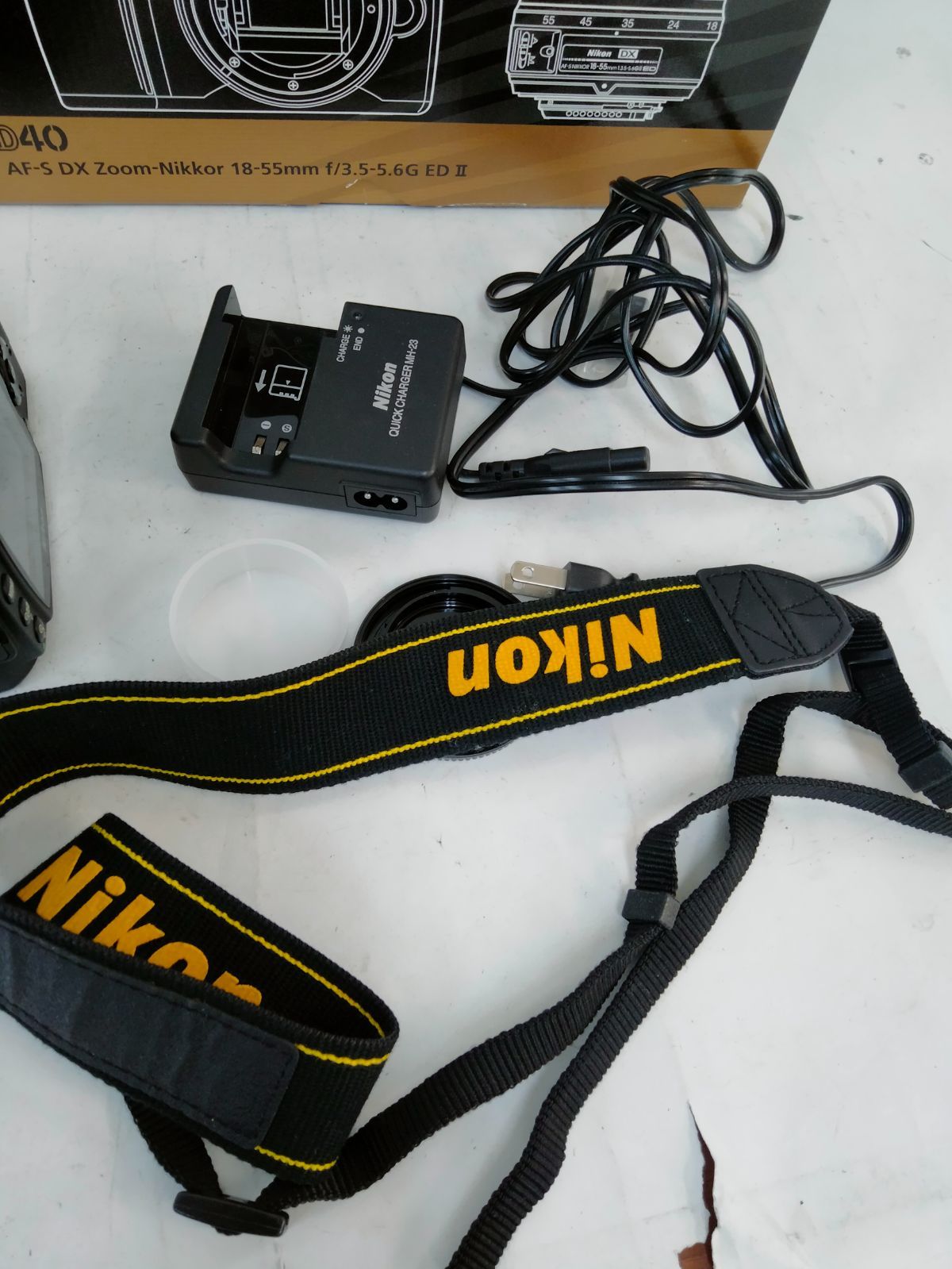 Nikon D40 レンズセット デジタル一眼レフカメラ 610万画素 ED 18-55mm