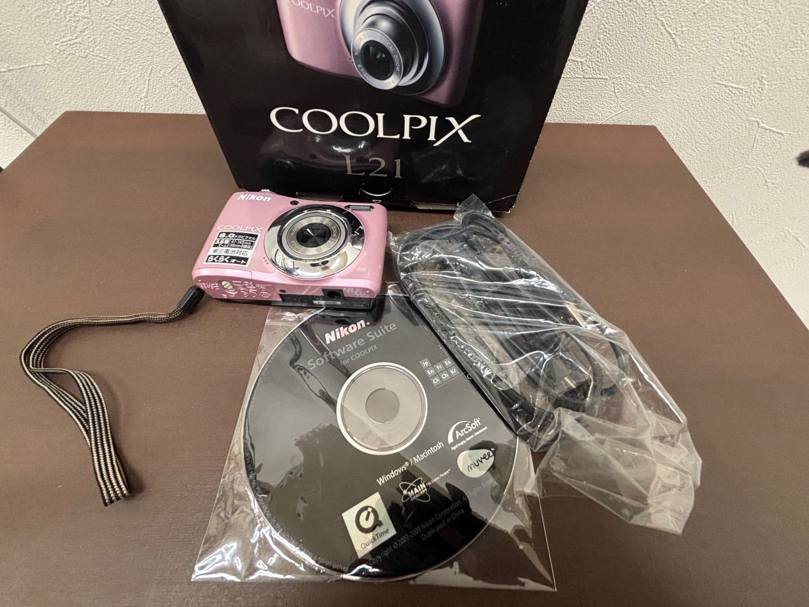 中古・通電・ズーム動作確認のみ】NIKON ニコン デジタルカメラ