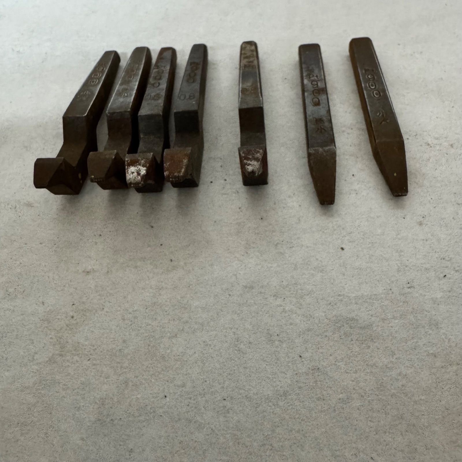 の*ん様 PT900刻印　CZ 貴金属用 プラチナ刻印7本セット☆Pt900/Pt 曲5本 直2本 0.6・0.8mm