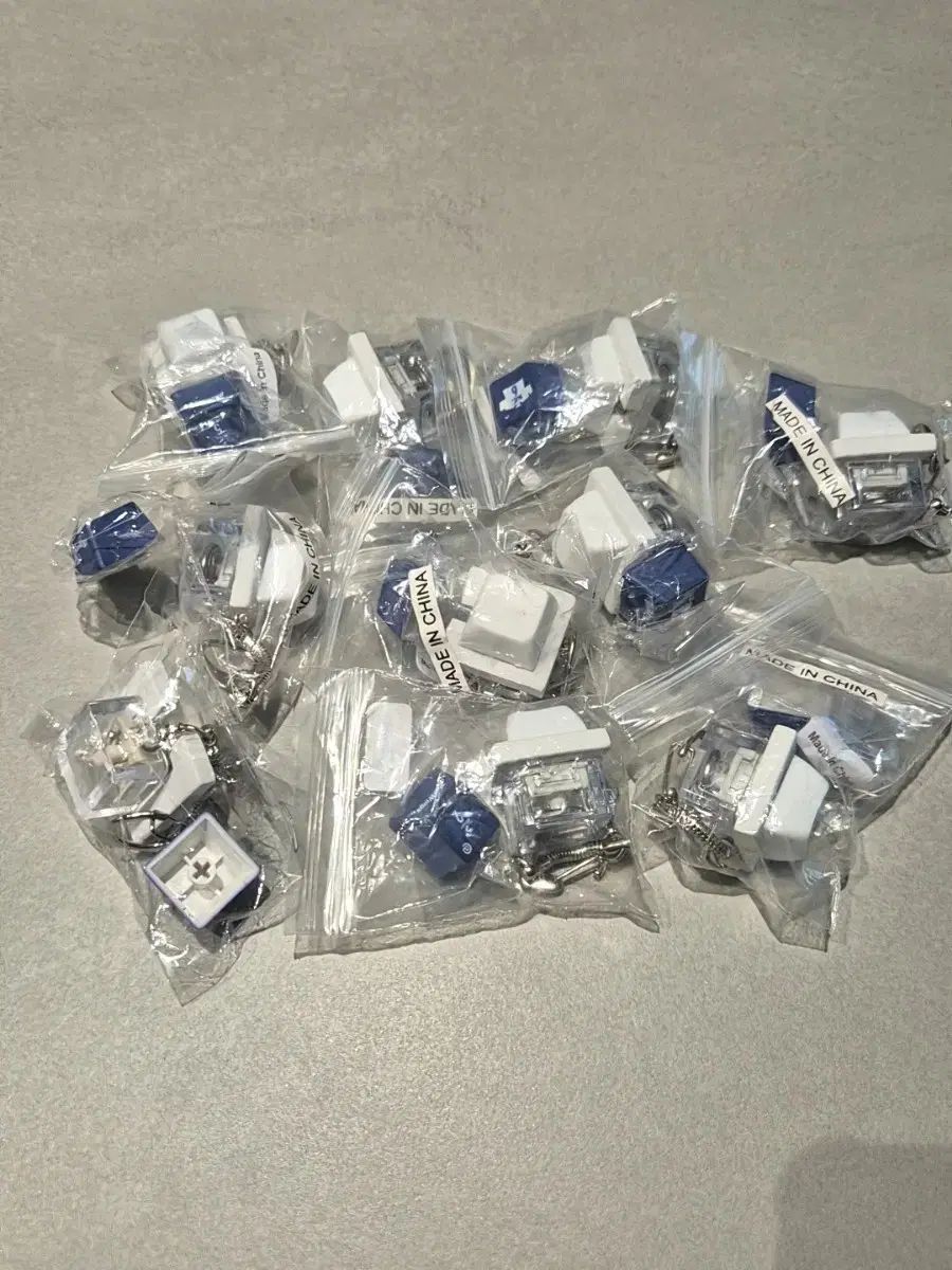 水原三星ブルーウィングス キーキャップ