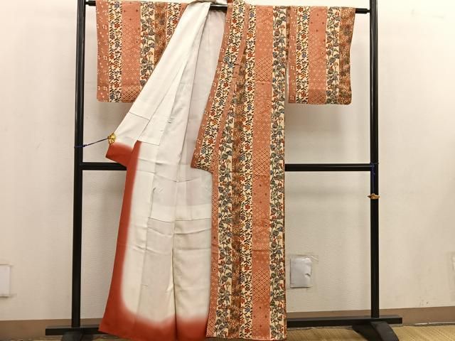 専用ページ　　未使用　小花が乙女な 作家もの 型染め小紋　正絹 専用ページ 未使用 小花が乙女な 作家もの 型染め小紋 正絹 夏】型染め