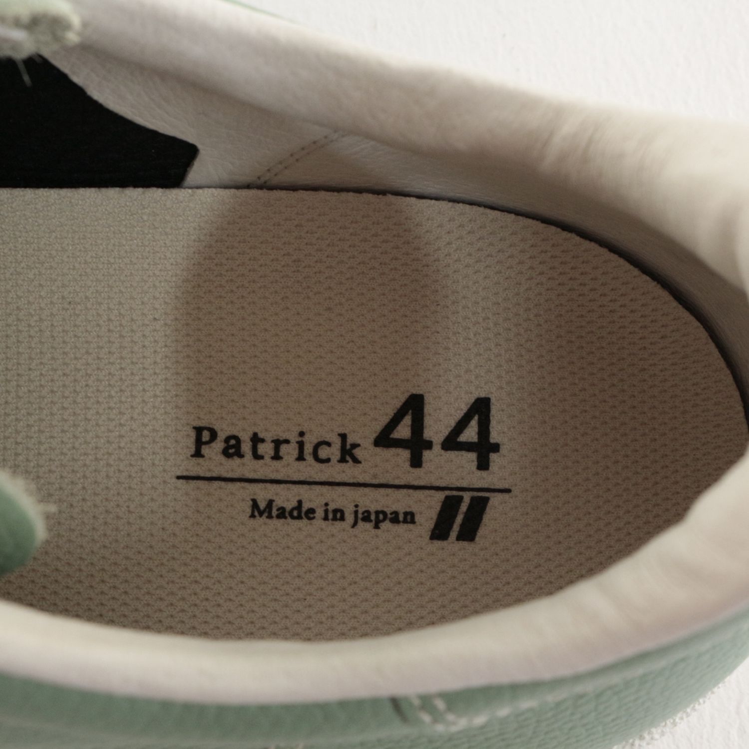 ☆加古川物流】 パトリック PATRICK PUNCH-MILD MNT サイズ44 °【126】