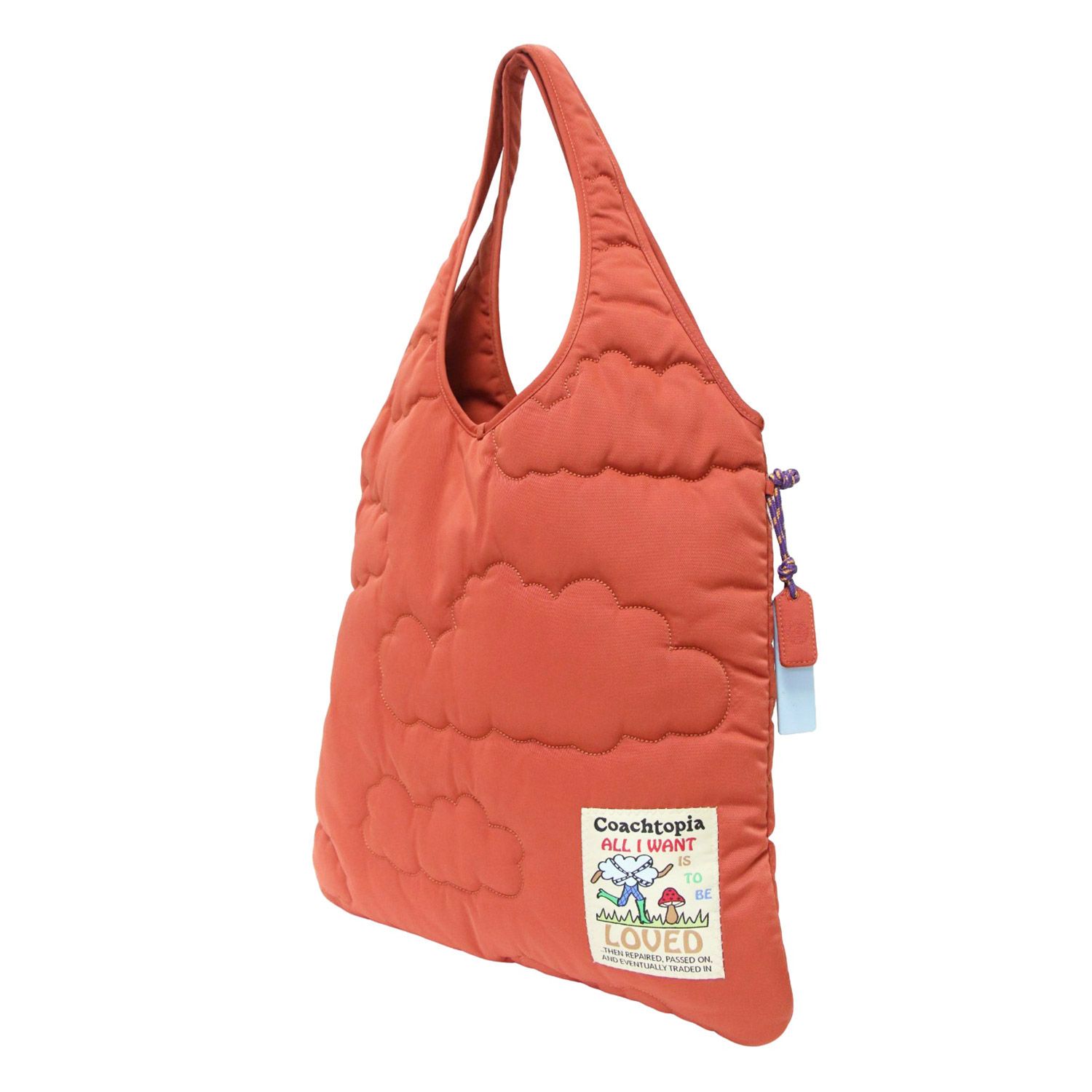 COACH コーチ バッグ オレンジ系 ループ フラット トート リサイクル ポリエステル クラウド キルティング ハンドバグ 肩掛け ブランドロゴ チャーム ステッチ レディース