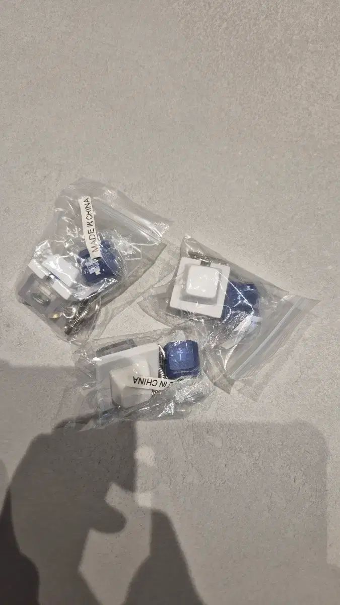 水原三星ブルーウィングス キーキャップ 1 4 8