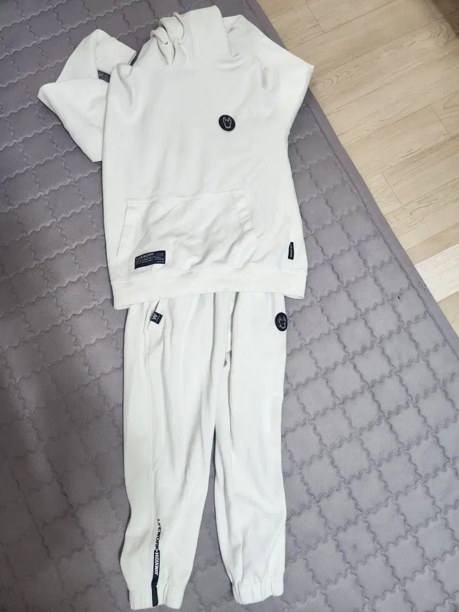 ライフワーク 白 WHO フード トレーナー セット