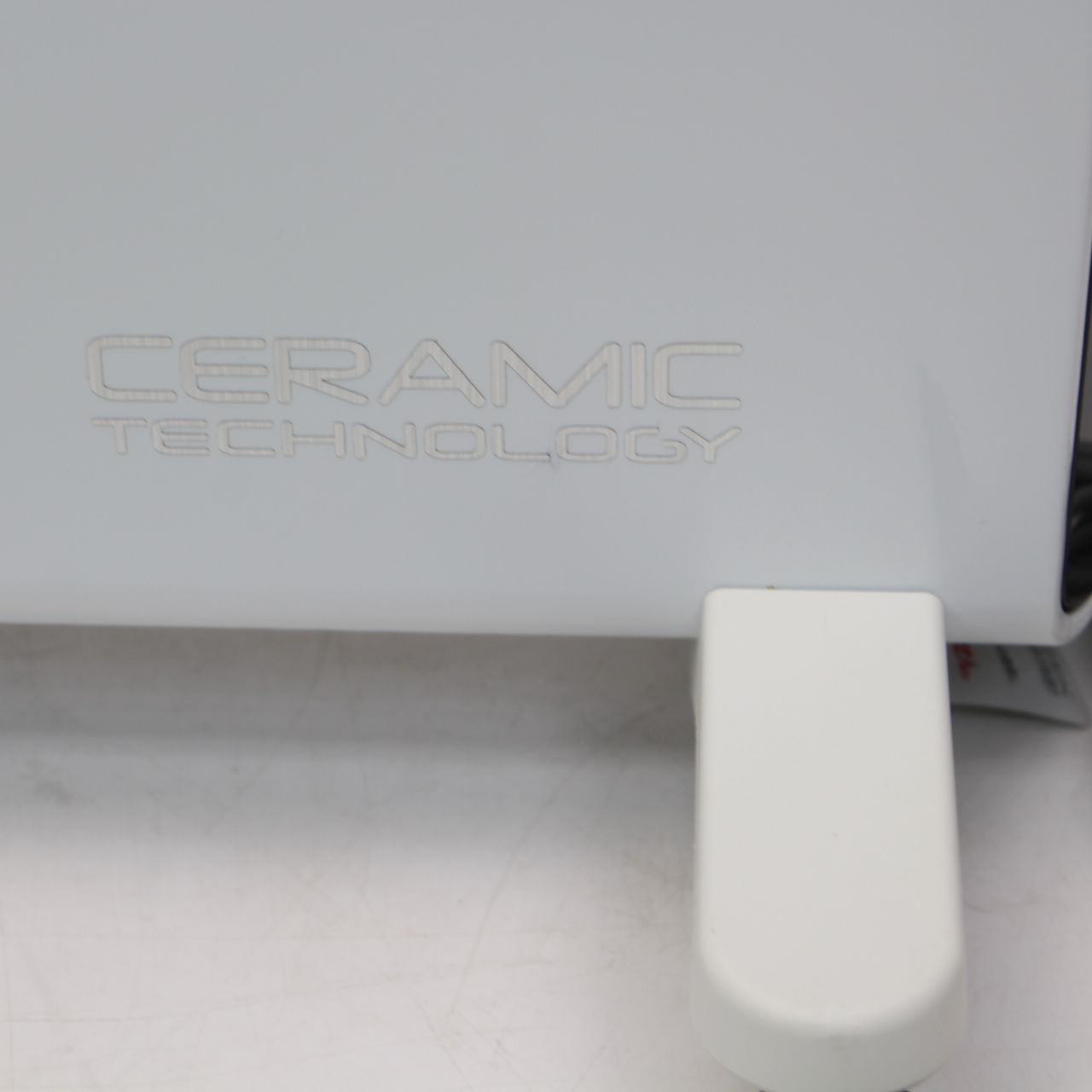 070)【美品】DeLonghi デロンギ コンベクターヒーター HXJ60L12-WH