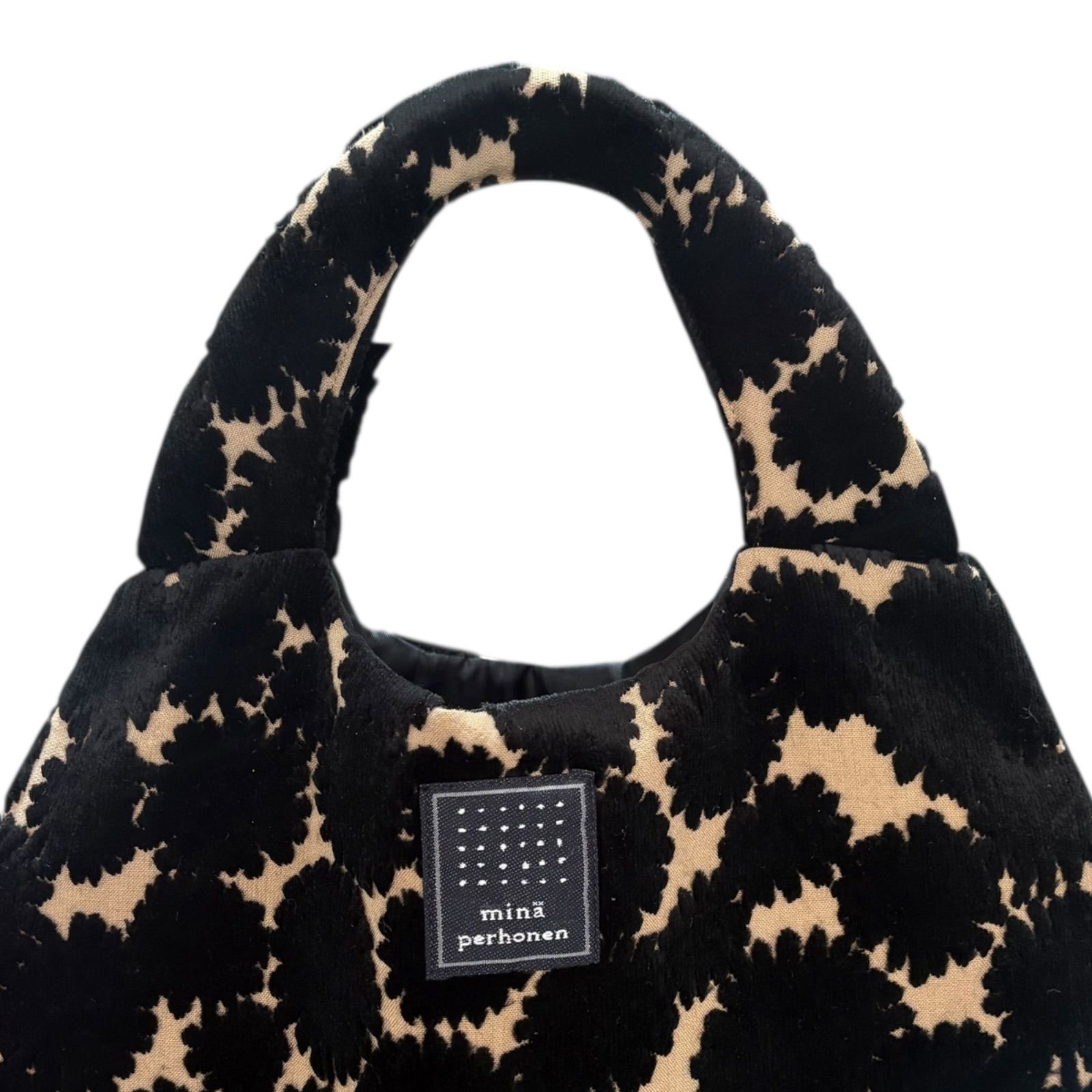 エッグバッグ ハンドバッグ