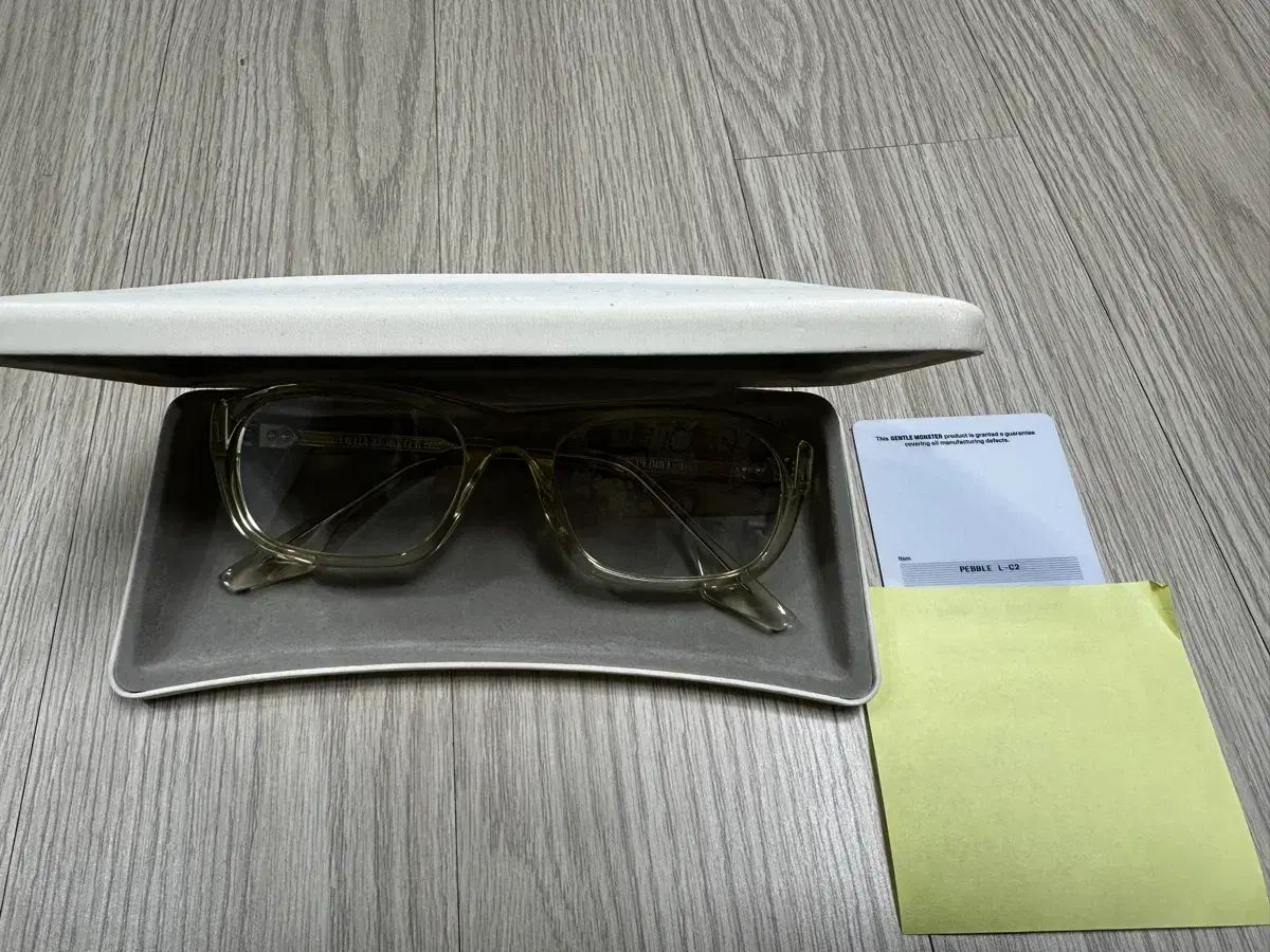  GENTLE MONSTER ジェントルモンスター ペブル L C 2 サングラス 小物
