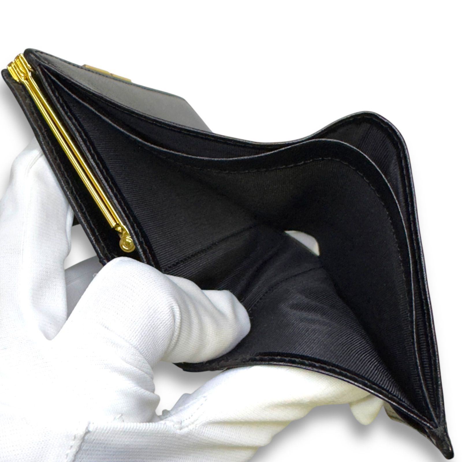 GIVENCHY がま口 2つ折財布 ブラック レザー 4Gロゴ ジバンシー GIVENCHY がま口 2つ折財布 ブラック レザー 4Gロゴ ジバンシー がま口