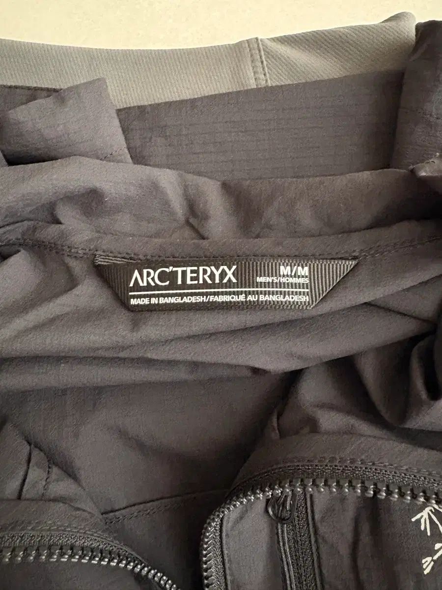 M ARC TERYX アークテリクス スコーミッシュ ブラック