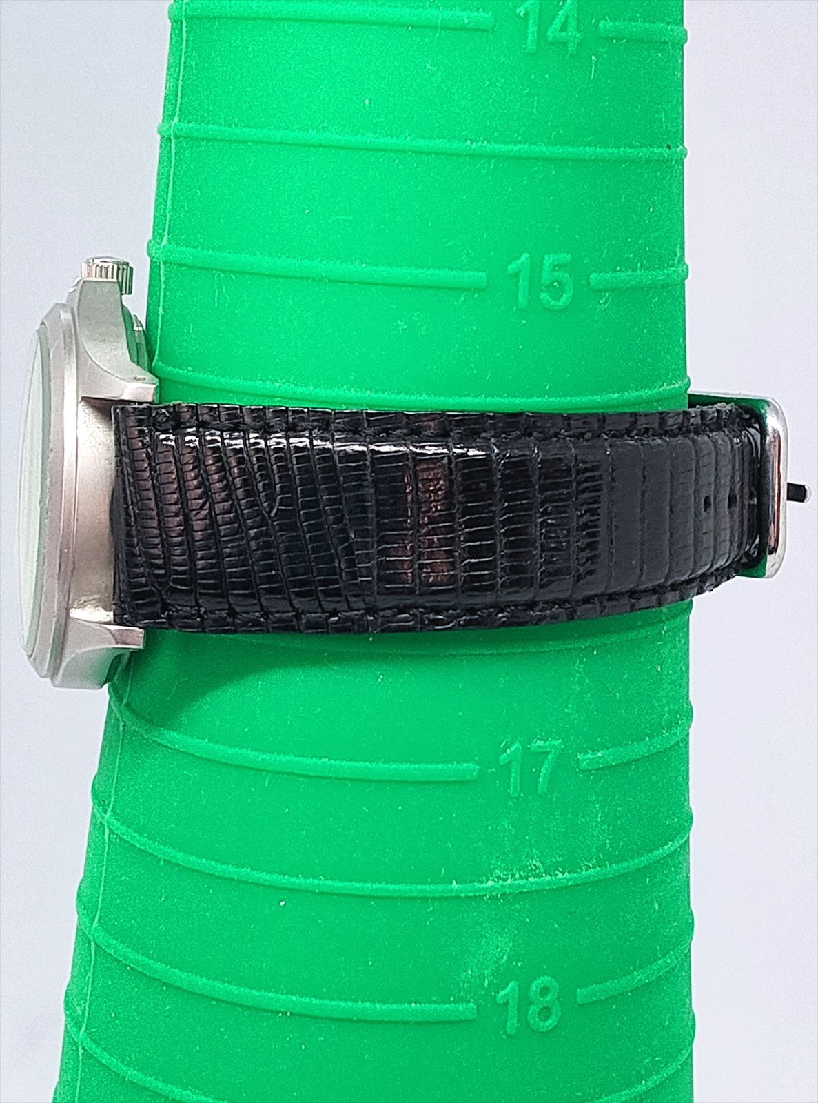 【稼働】SEIKO アルバ ALBA フィールドギア FIELD GEAR デイデイト V743-8000 (3187) - メルカリ