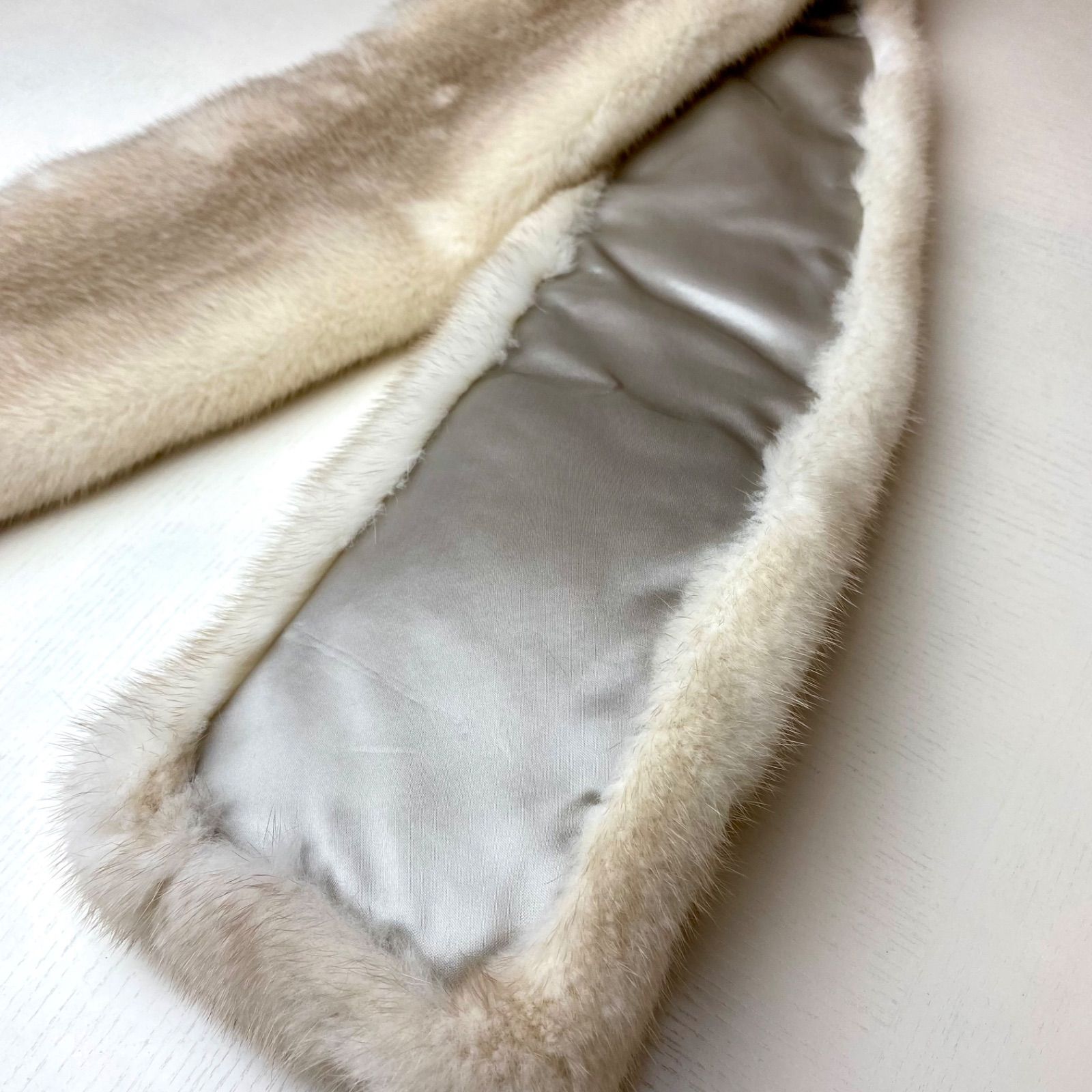 緊急出品‼︎クリスマスフェア🎄🤶超人気🎶*SAGA MINK* ミンク リボン