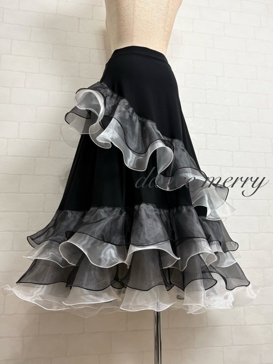 MERRY】新品 豪華 社交ダンス スカート 白 黒 フリル パーティ タンゴ