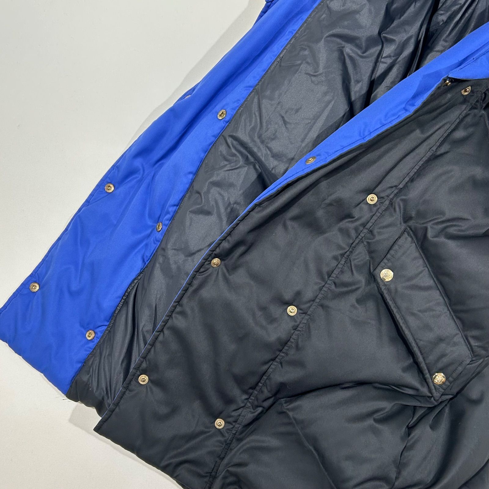 ジバンシィ プレイ GIVENCHY PLAY 金ボタン 肉厚 ダウンコート ダブル