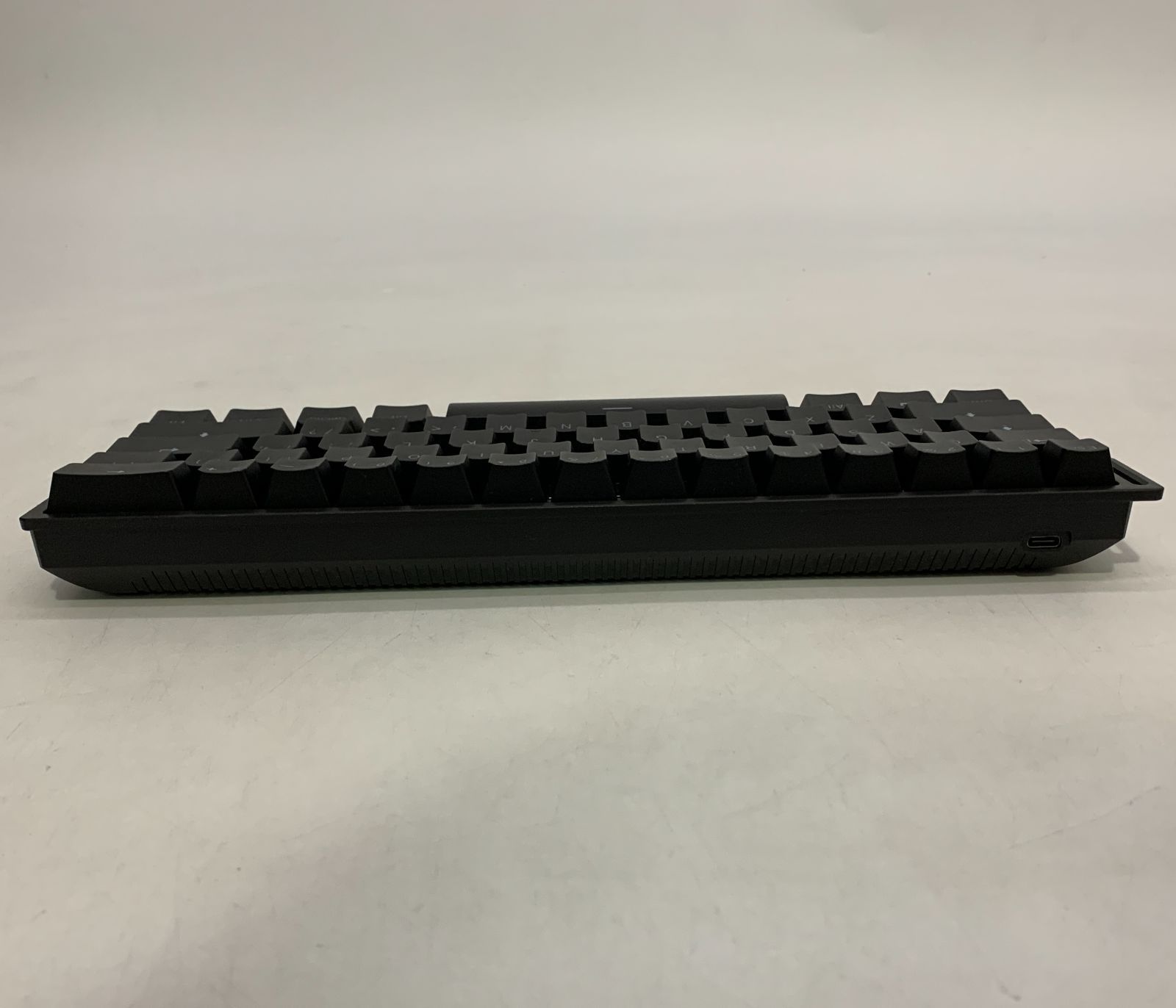 60 ゲーミングキーボード