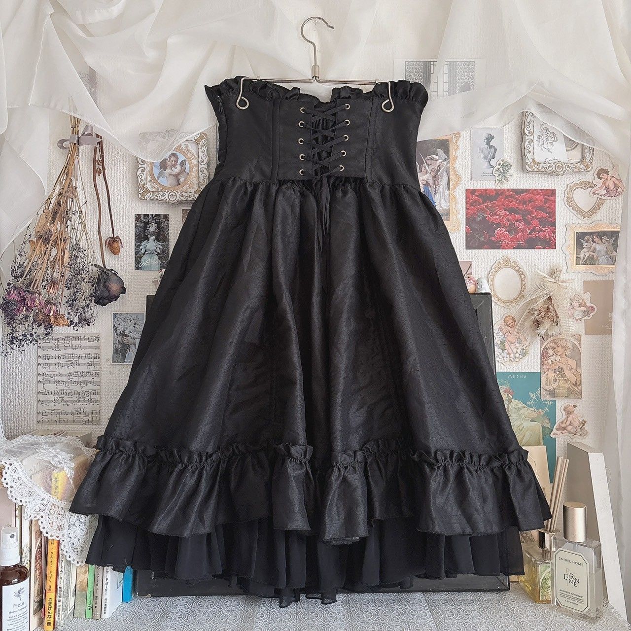 ATELIER PIERROT コルセットスカート 黒 🌹先行販売🌹 ⁡ 【ATELIER PIERROT】 Fishtail Mini Corset Skirt