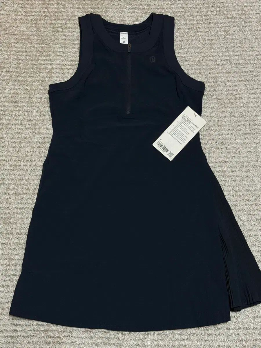 ルルレモン Grid Texture テニス ドレス ブラック 6 1