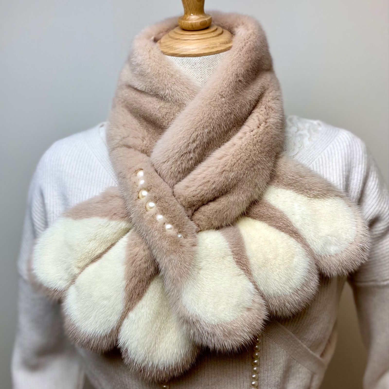 クリスマスフェア🎄🤶1点限定‼︎*SAGA MINK* パール付きミンク