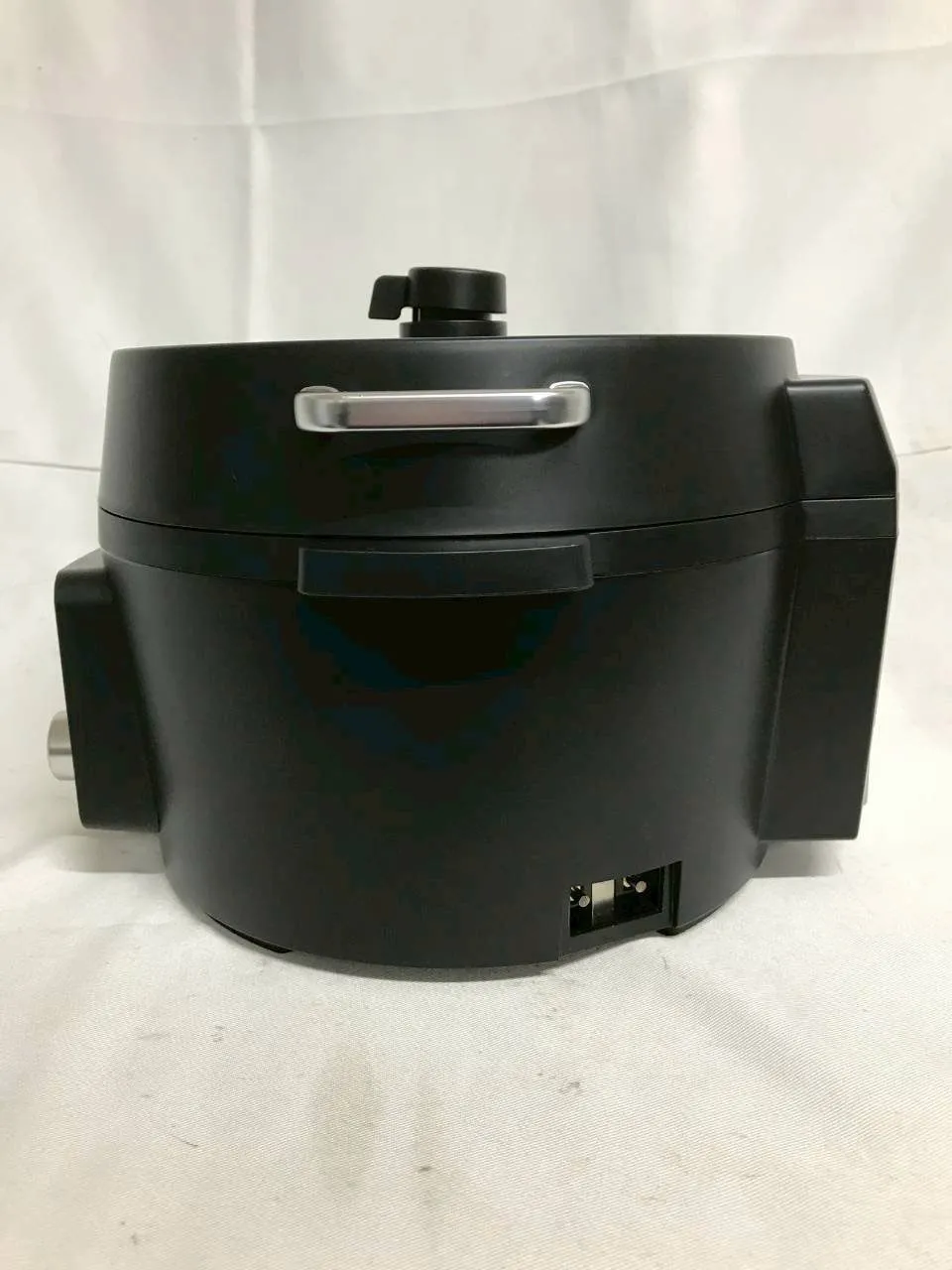 IRIS OHYAMA 電気圧力鍋 PMPC-MA4 4.0L ブラック 北見市発】アイリスオーヤマ IRISOHYAMA 電気圧力鍋 PMPC-MA4-B 2023年