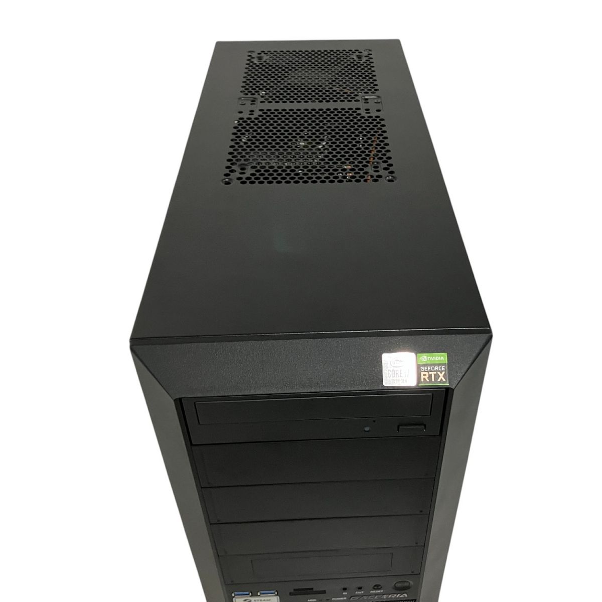 ゲーミングPC i7 10700 RTX2070super 無線LAN、BT内蔵 ゲーミングPC i7 10700 RTX2070super 無線LAN、BT内蔵