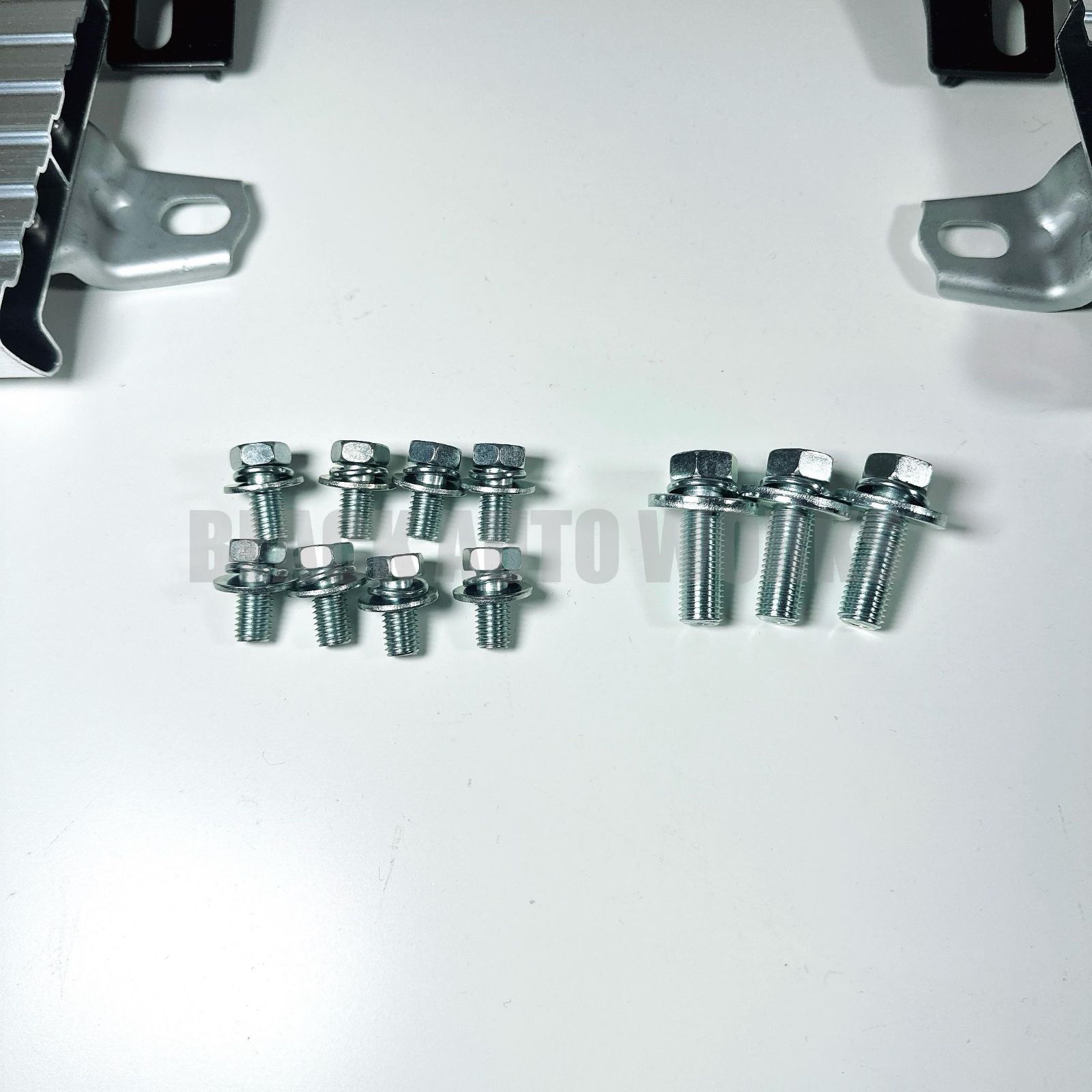 トヨタ純正品】ランクル 70 リア ステップ 分割 バンパー 再再販 GDJ