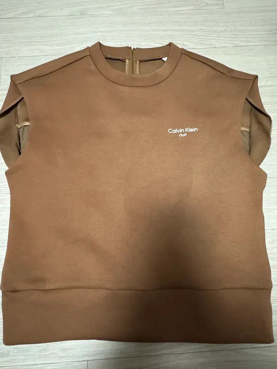 Calvin Klein ゴルフ ブラウン レディース トップス