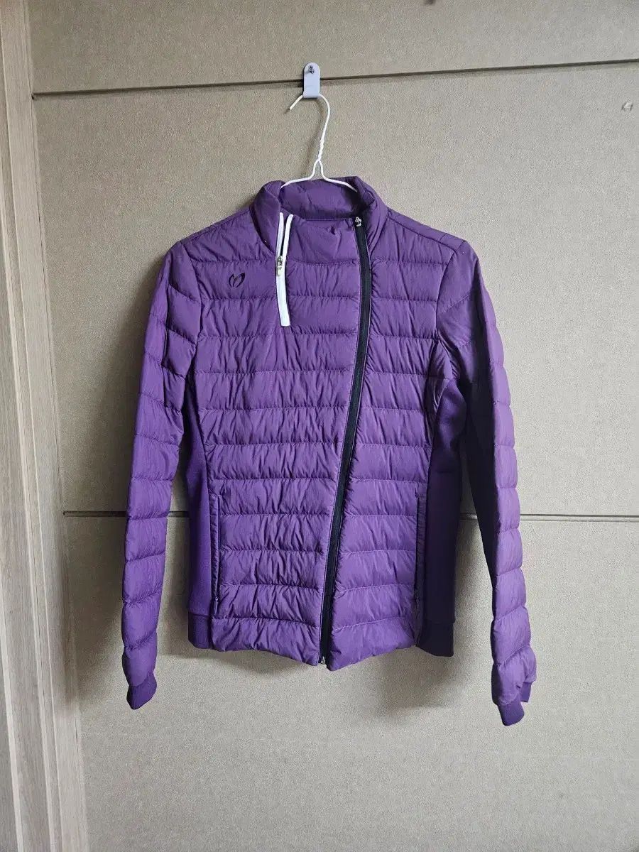 マスターバニーエディション ゴルフウェア レディース 軽量ダウン 0