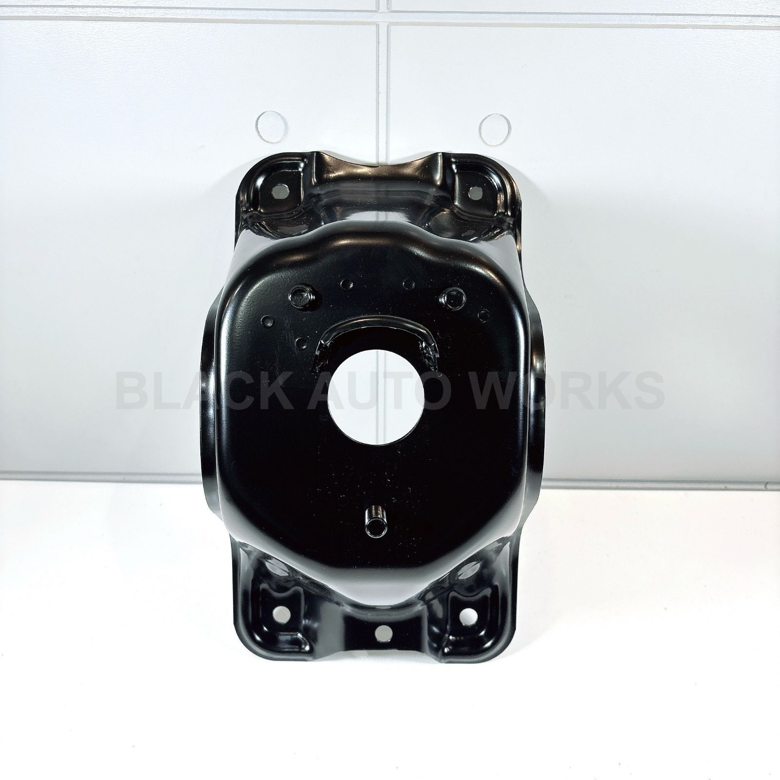 海外トヨタ純正品】ランクル 70 スペア キャリア ブラケット 背面