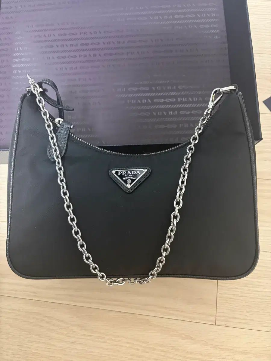 プラダ リー エディション テスート ホーボーバッグ