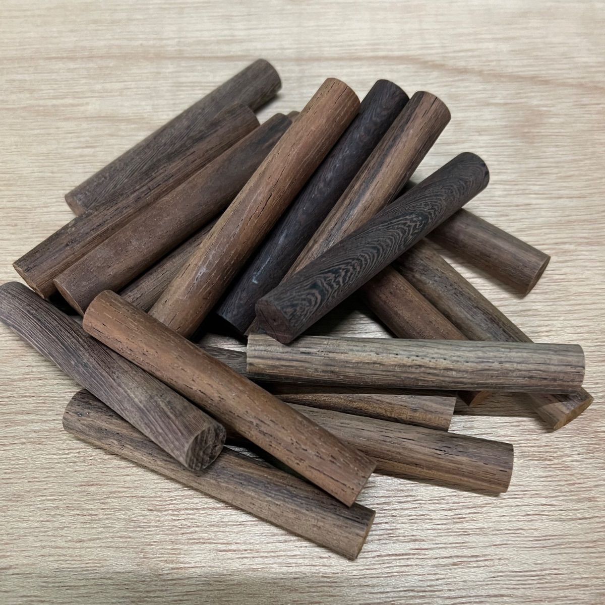 ︎ 木材 端材 製作材料 7 kg まとめ 1. . キロ SZ 11 b