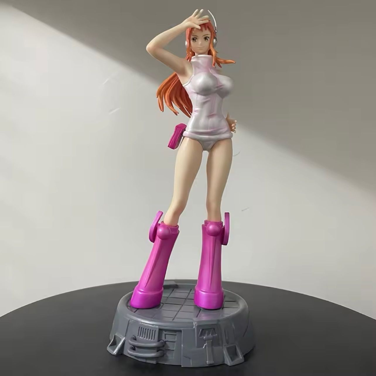単品専用」ONE PIECE ワンピースフィギュア エッグヘッド編ver ナミ 