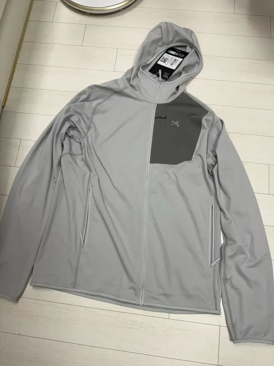 ARC TERYX アークテリクス デルタ フーディ L サイズ