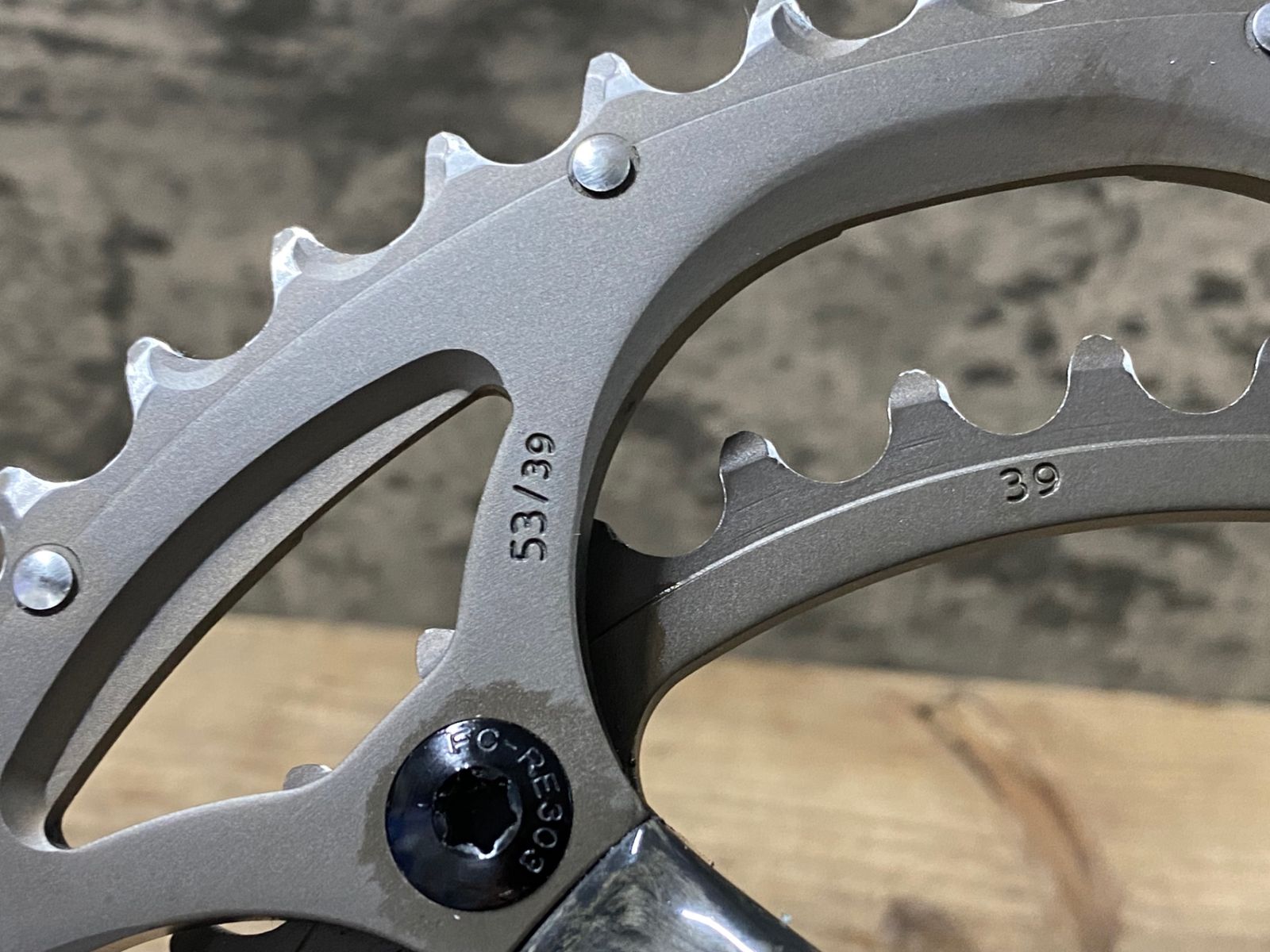 JM370 カンパニョーロ CAMPAGNOLO コーラス CHORUS クランクセット