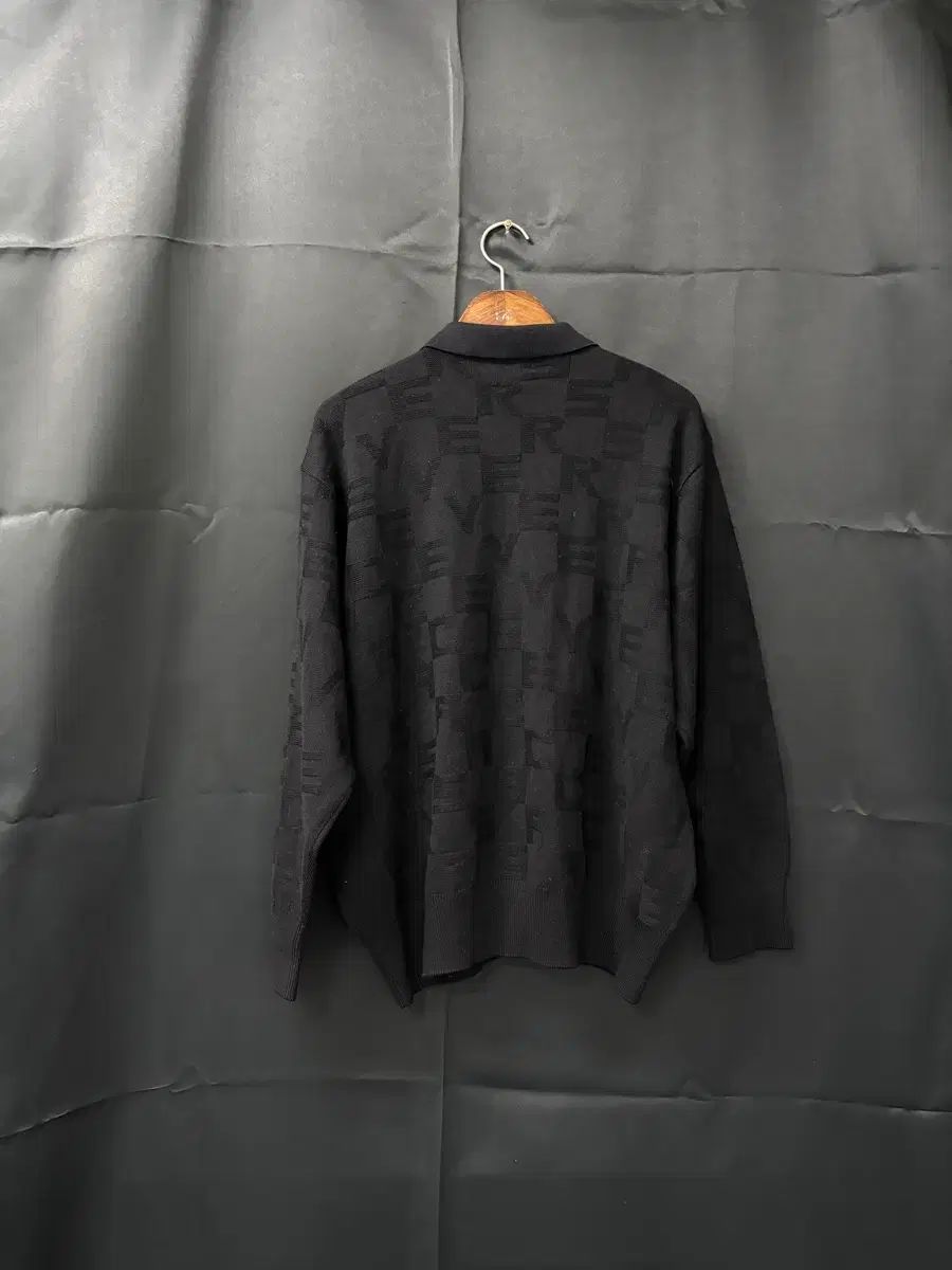 ヴェルサーチェ ニットTシャツ