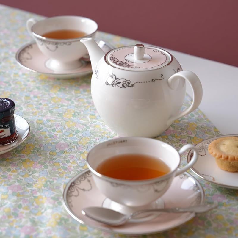  彡ジルスチュアート JILL STUART ポット 600 cc ピンク おしゃれ かわいい ギフト箱入り 51956-4664 0 土鍋 調味料ボトル ティーポット コーヒー ティーカップ