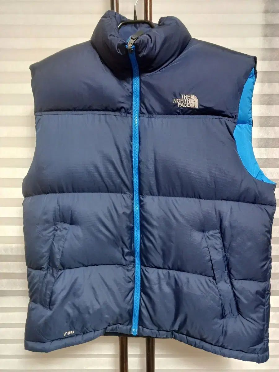221 THE NORTH FACE ザノースフェイス 700 Nuptse ヌプシ ダウン BEST ベスト ネイビー