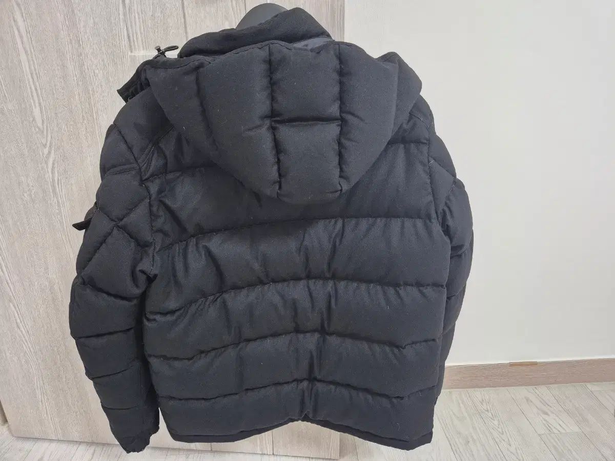 MONCLER モンクレール モンジェネーブル ブラック