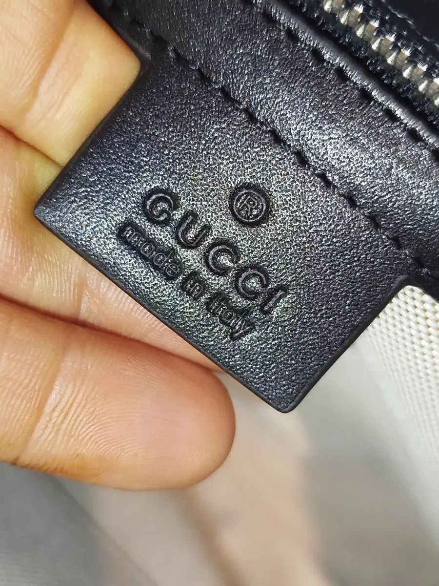 状態良し グッチ GG Supreme ウェブ クラッチバッグ クラッチバッグ バッグ メンズ