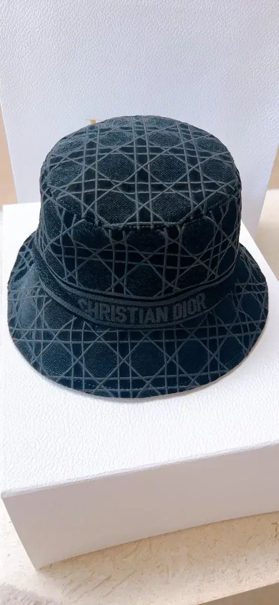 DIORバケットハット 黒 ロゴパターン クリスチャン ディオール ブラック バケットハット - メルカリ