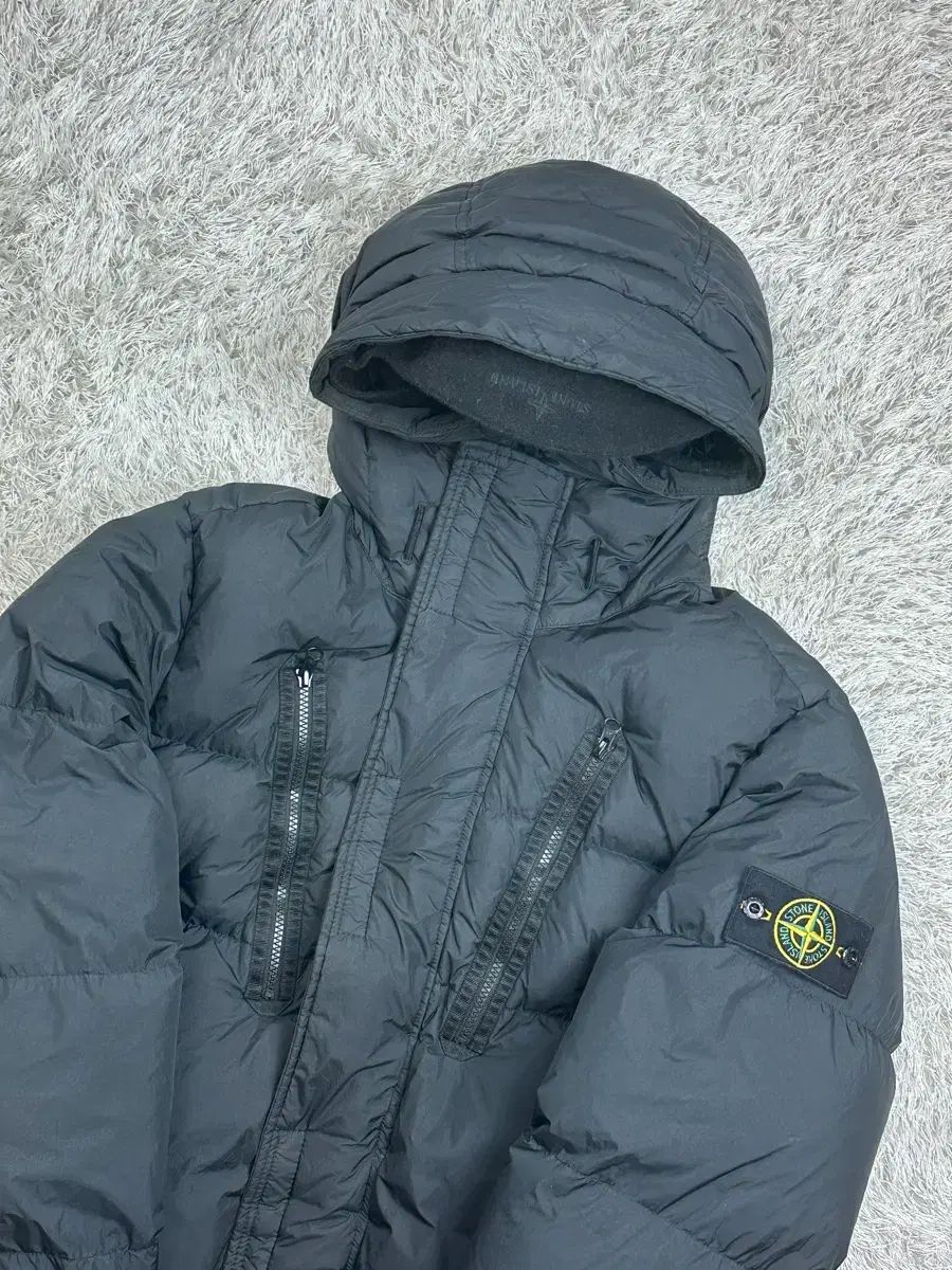 L 正規品 STONE ISLAND ストーンアイランド 21FW クリンクルレップス ダウンジャケット ロング丈 ブラック