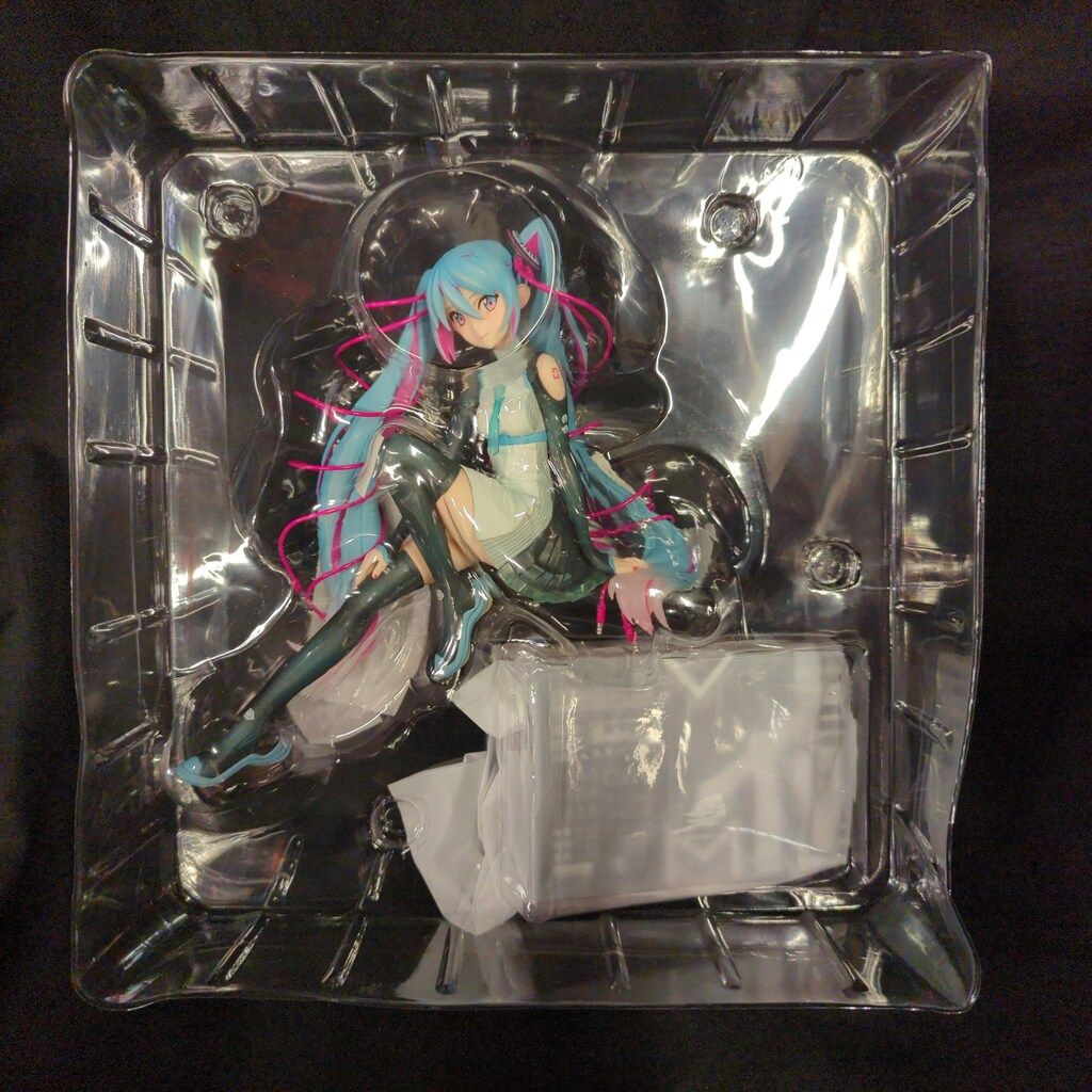 フリュー 初音ミク×MTV ストア 初音ミク 科技魔法ver. フィギュア』 9